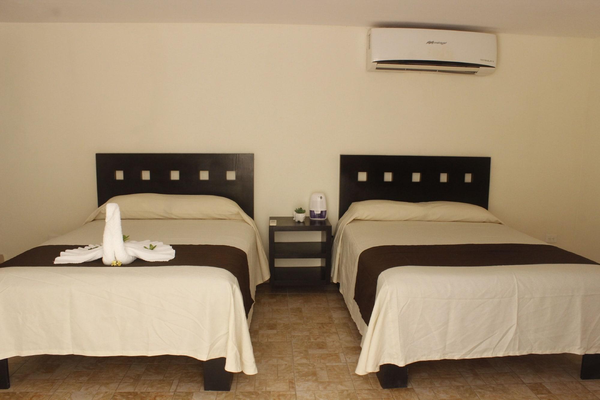 Luciana Hotel & Beach Club Плая-дель-Кармен Экстерьер фото