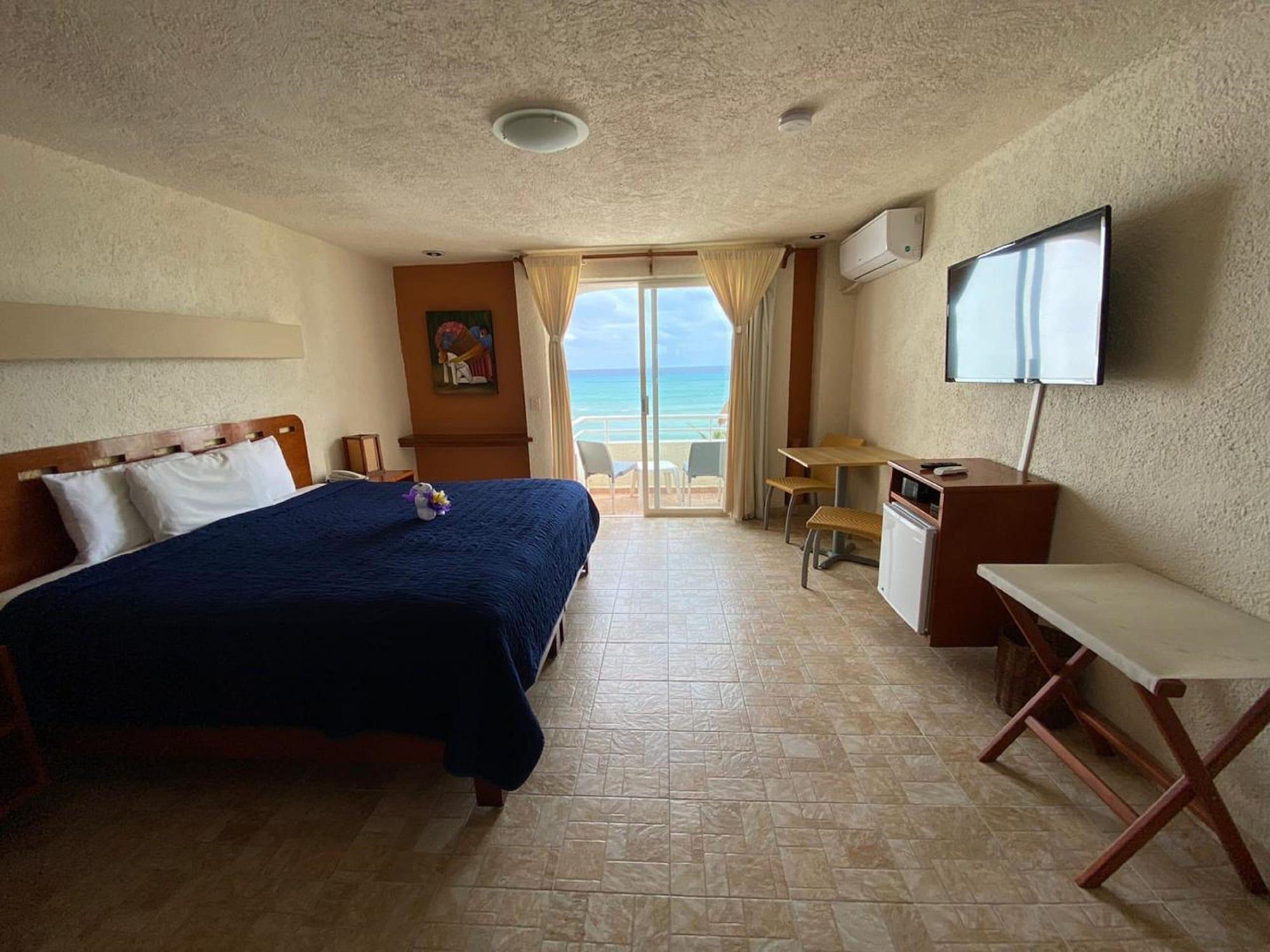 Luciana Hotel & Beach Club Плая-дель-Кармен Экстерьер фото