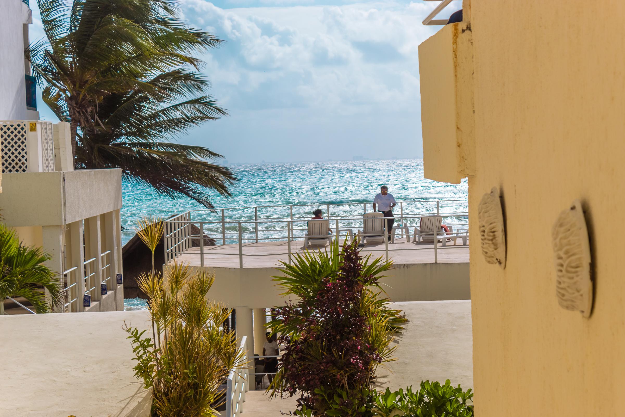 Luciana Hotel & Beach Club Плая-дель-Кармен Экстерьер фото