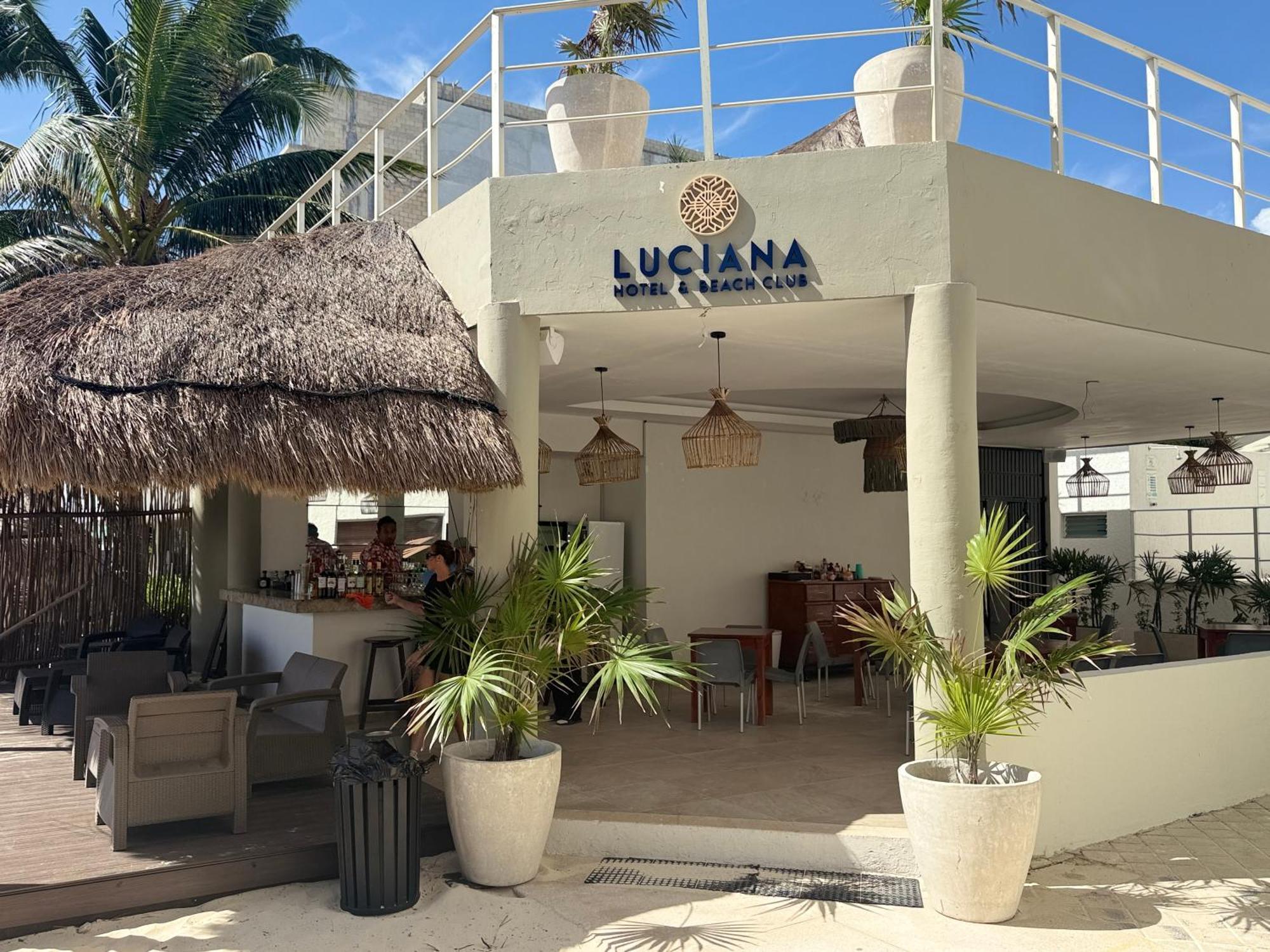 Luciana Hotel & Beach Club Плая-дель-Кармен Экстерьер фото