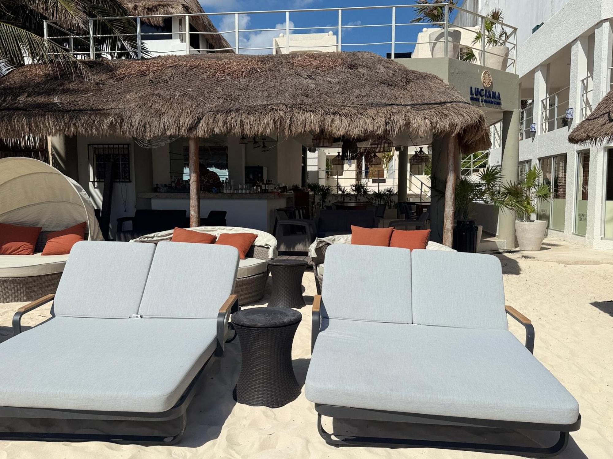 Luciana Hotel & Beach Club Плая-дель-Кармен Экстерьер фото